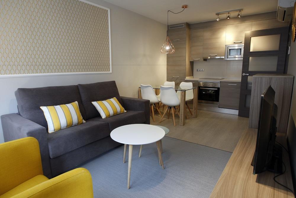 Apartamentos Real Lleida Eksteriør bilde