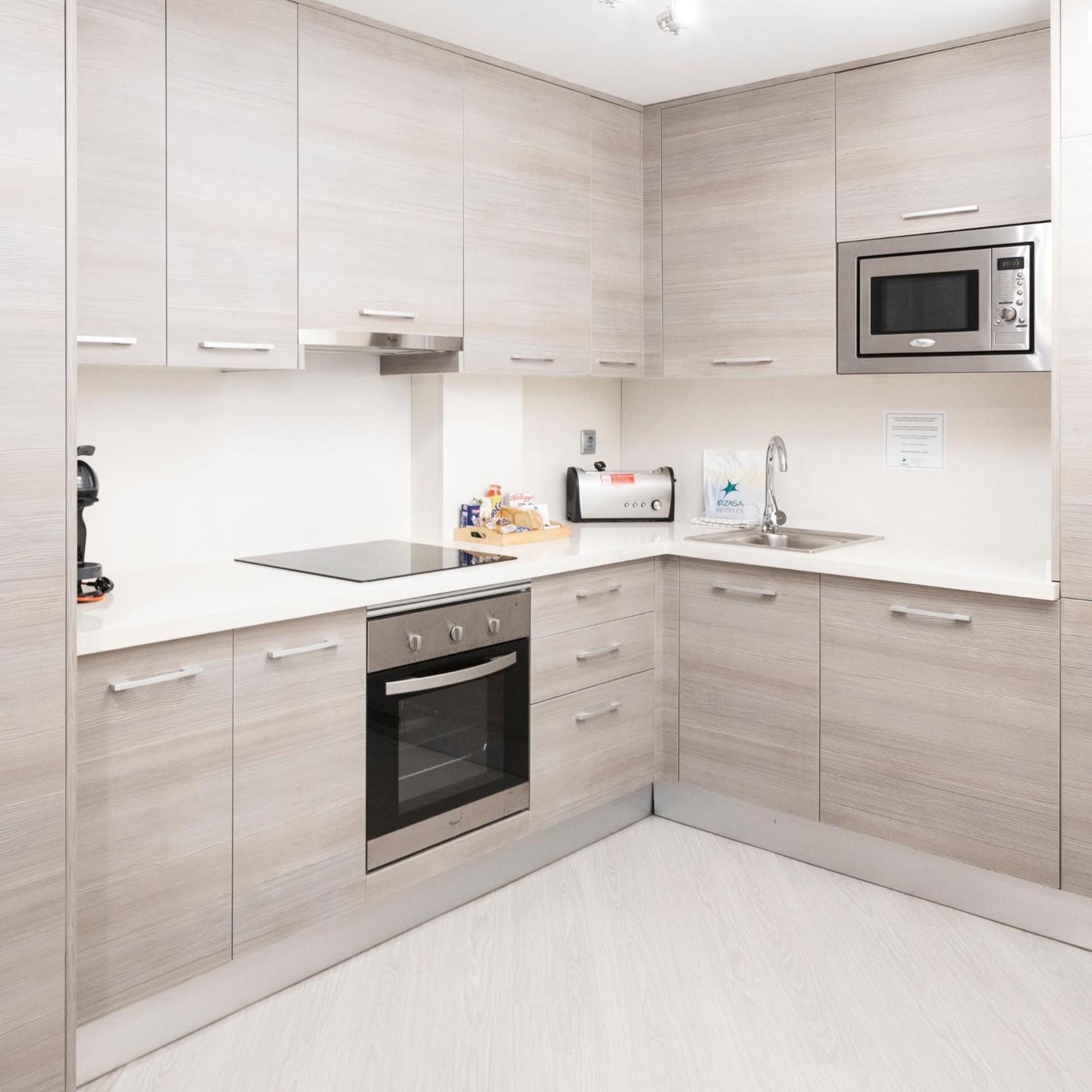 Apartamentos Real Lleida Eksteriør bilde
