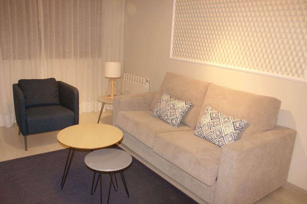 Apartamentos Real Lleida Eksteriør bilde